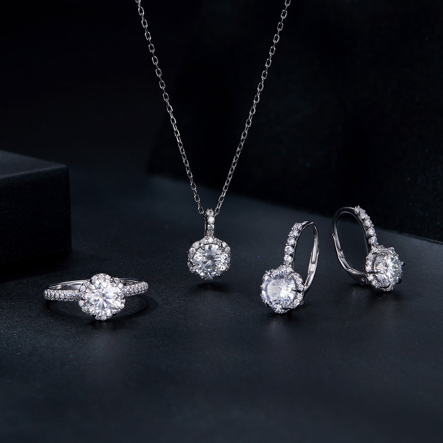 Luxury Moissanite Ear Clips