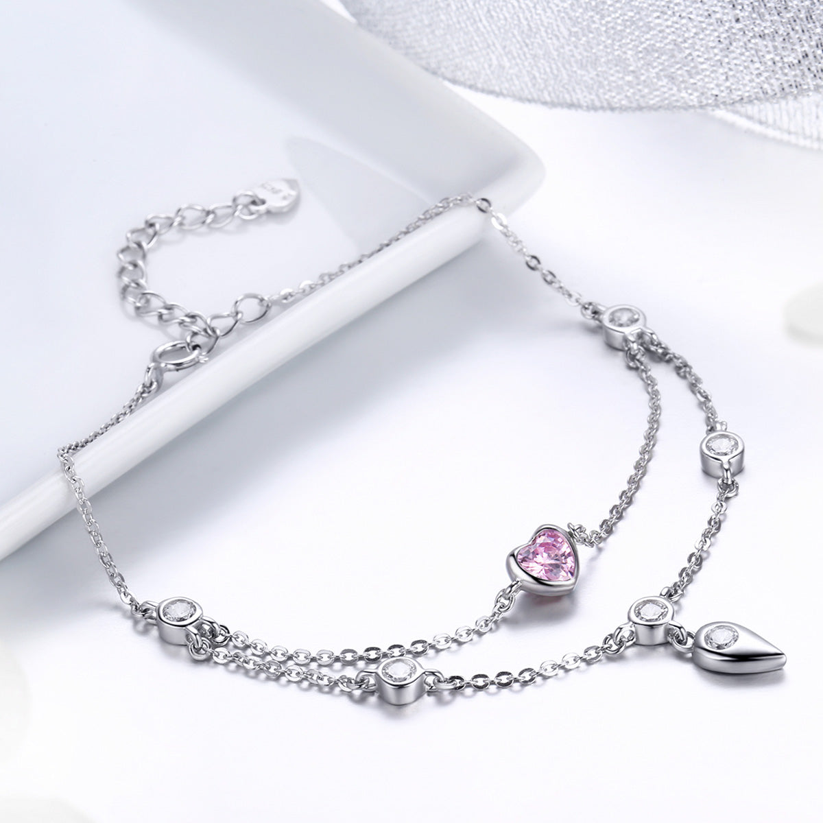 Corazón rosa romántico en plata de ley 925